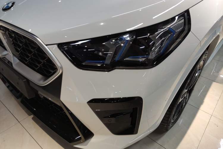 Used BMW X2 2024 sDrive25i M Sport Package Left Front Headlight