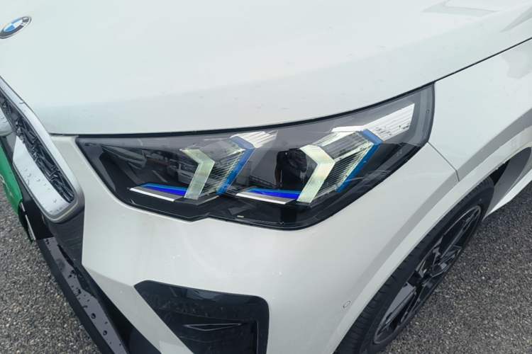 Used BMW X2 2024 sDrive25i M Sport Package Left Front Headlight