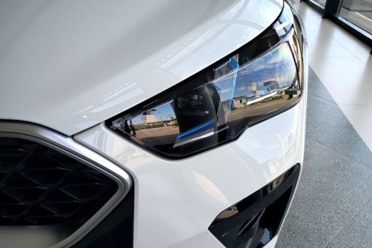Used BMW X2 2024 sDrive25i M Sport Package Left Front Headlight