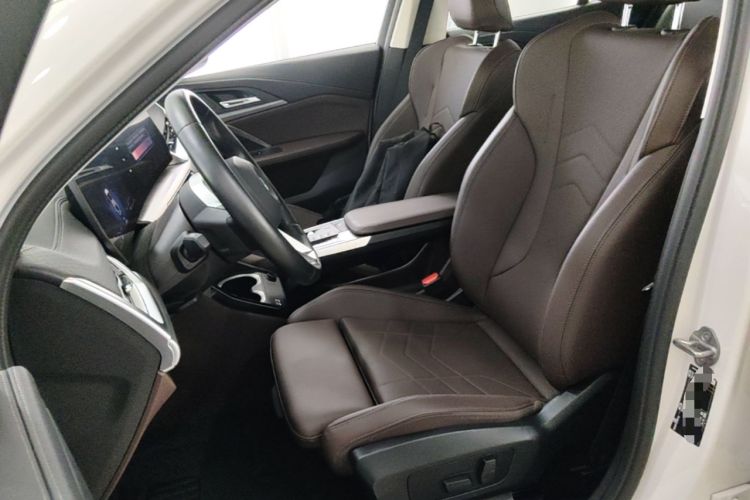 Used BMW X2 2024 sDrive25i M Sport Package Left Front Seat
