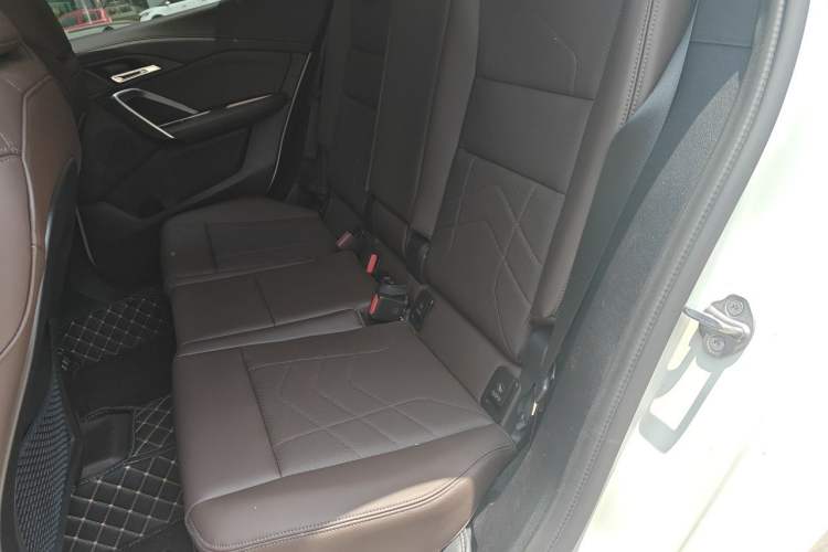Used BMW X2 2024 sDrive25i M Sport Package Left Rear Seat