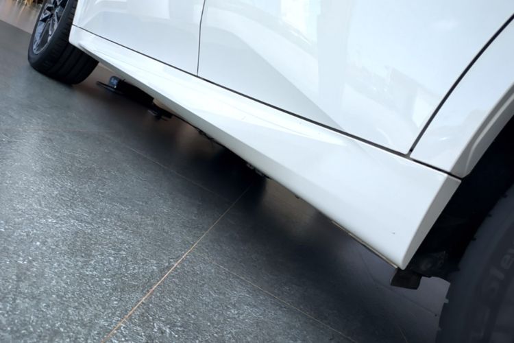 Used BMW X2 2024 sDrive25i M Sport Package Left Side Sill