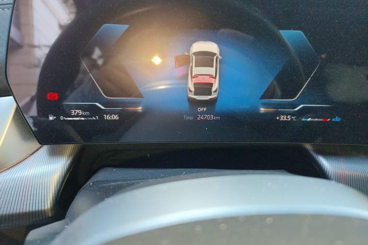 Used BMW X2 2024 sDrive25i M Sport Package Odometer Close Up