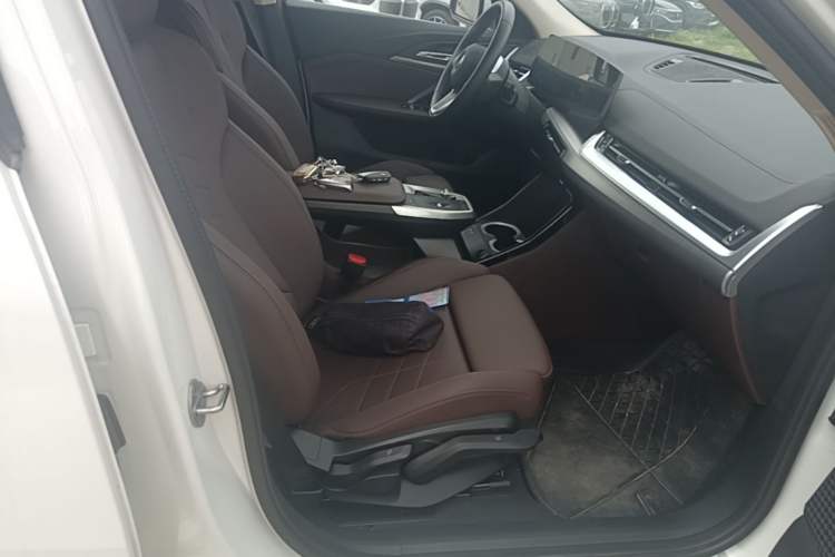 Used BMW X2 2024 sDrive25i M Sport Package Right Front Seat