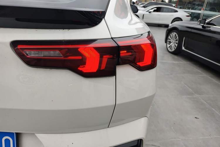 Used BMW X2 2024 sDrive25i M Sport Package Right Rear Taillight