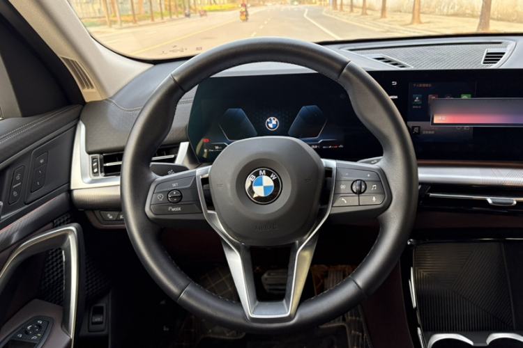 Used BMW X2 2024 sDrive25i M Sport Package Steering Wheel
