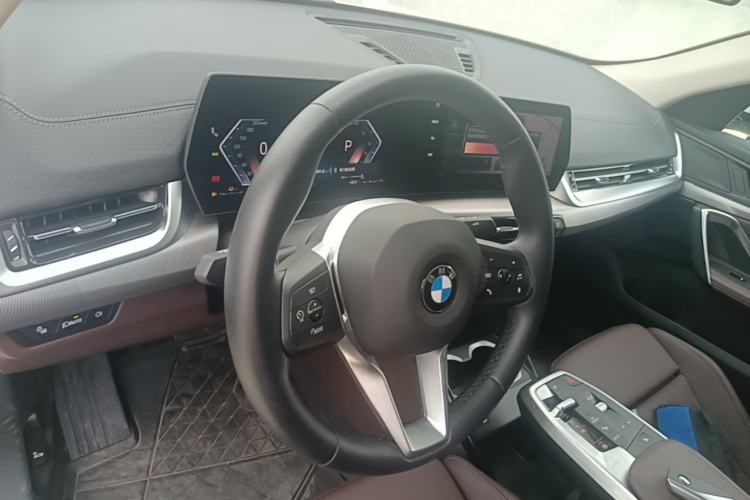 Used BMW X2 2024 sDrive25i M Sport Package Steering Wheel