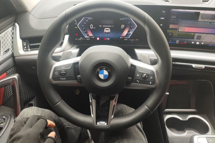 Used BMW X2 2024 xDrive25i M Sport Night Edition package Steering Wheel