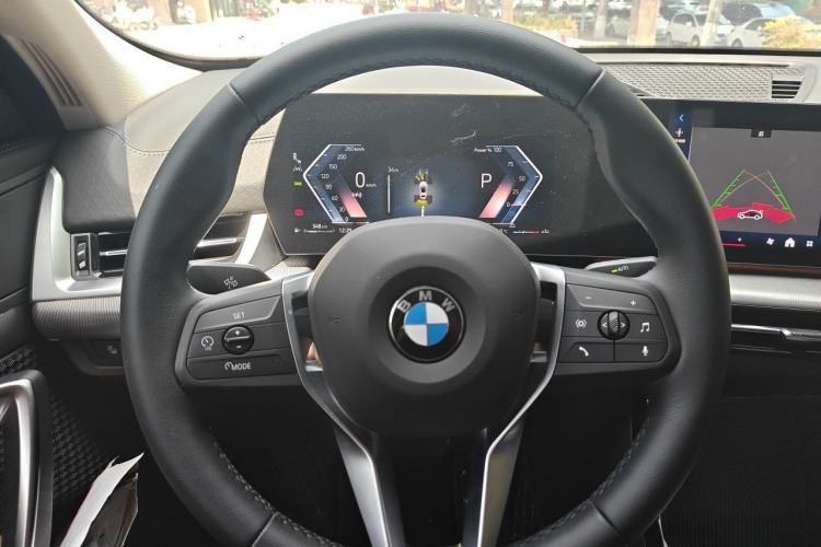 Used BMW X2 2024 sDrive25i M Sport Package Steering Wheel