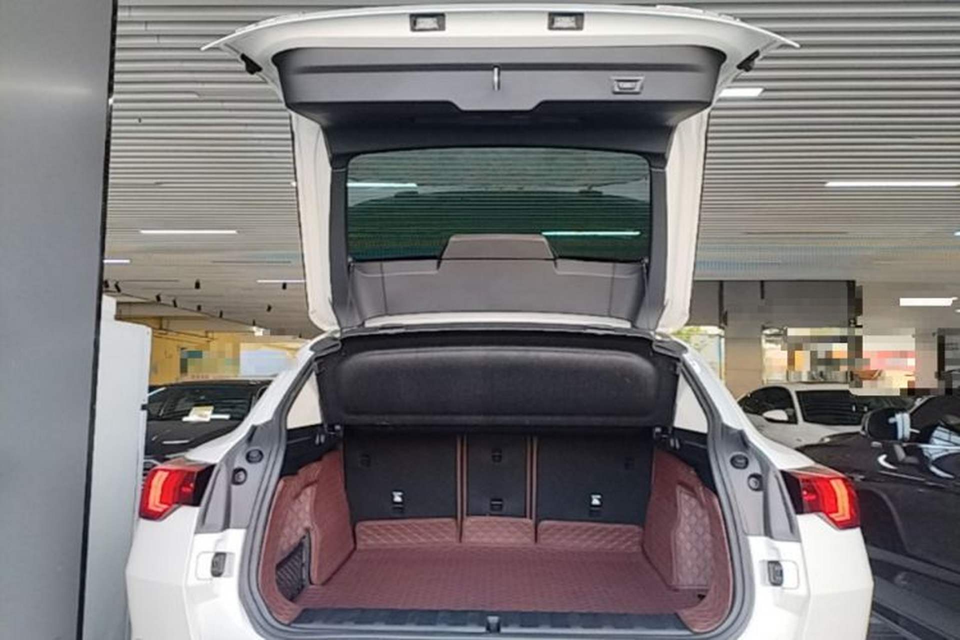 Used BMW X2 2024 sDrive25i M Sport Package Trunk
