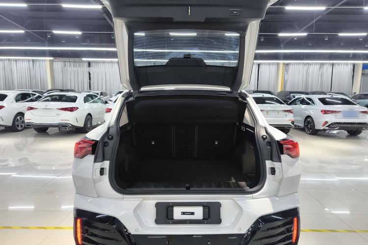 Used BMW X2 2024 sDrive25i M Sport Package Trunk