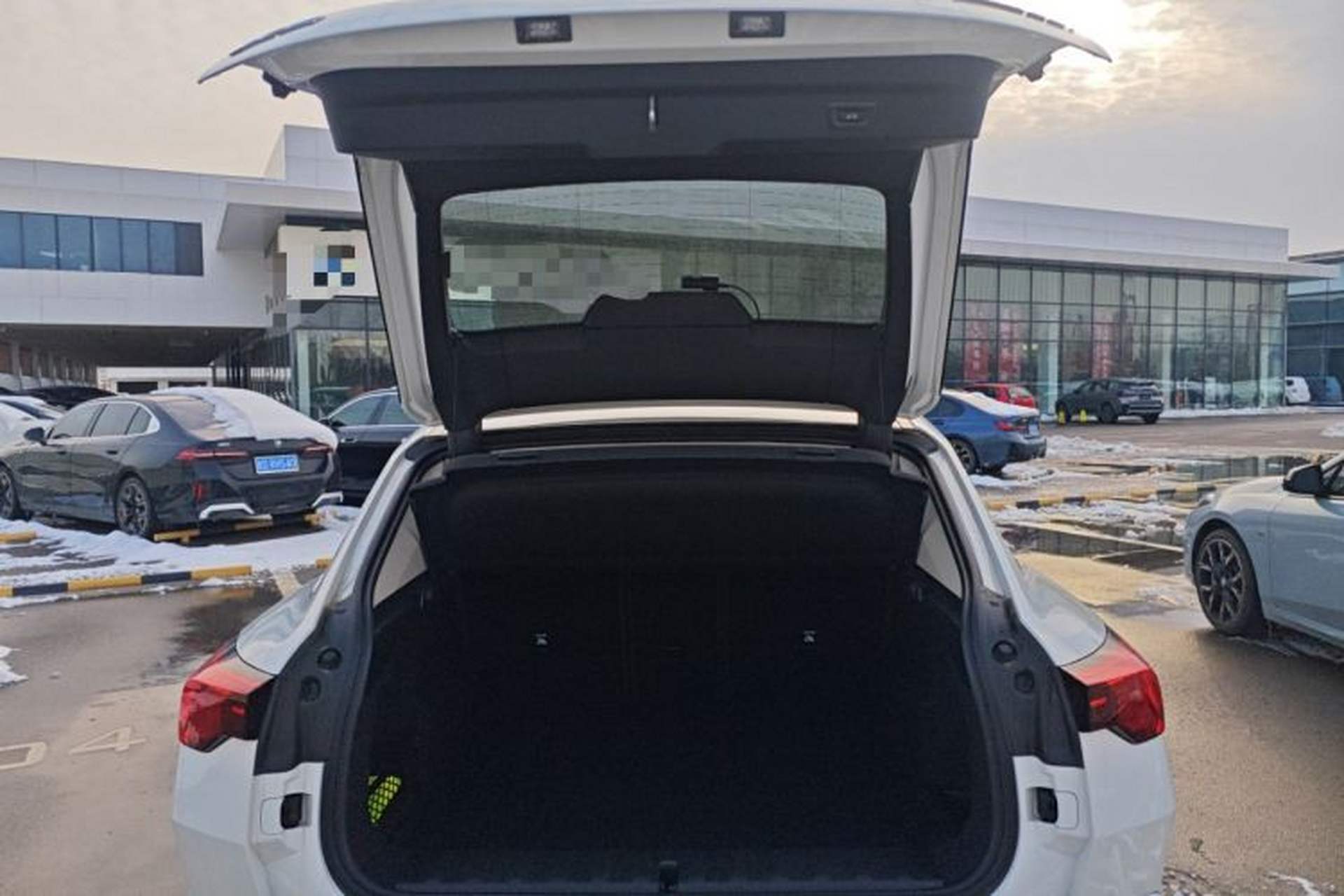 Used BMW X2 2024 sDrive25i M Sport Package Trunk