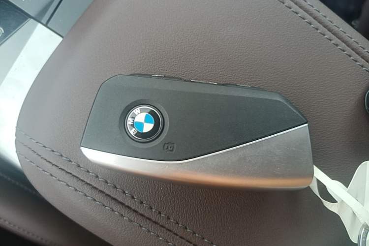 Used BMW X2 2024 sDrive25i M Sport Package Vehicle Key