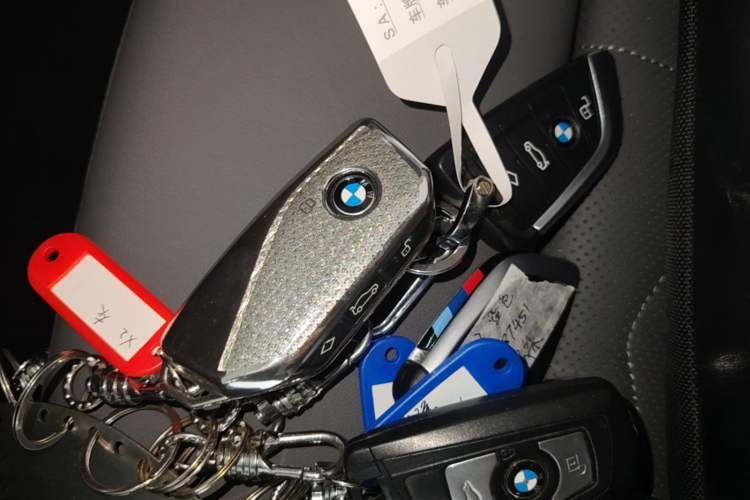 Used BMW X2 2024 sDrive25i M Sport Package Vehicle Key