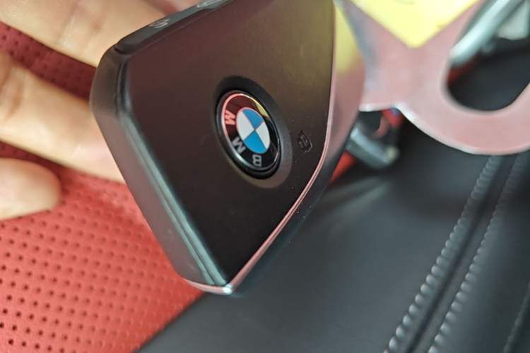 Used BMW X2 2024 sDrive25i M Sport Package Vehicle Key
