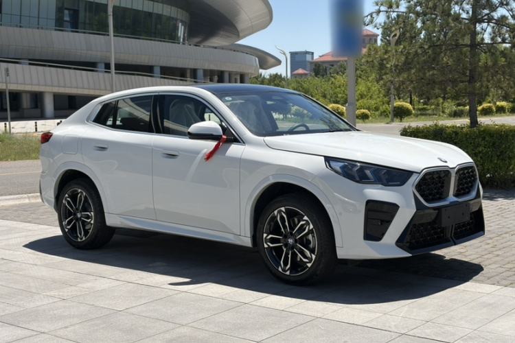 Used BMW X2 2025 Model sDrive25i M Sport Package Exterior 1