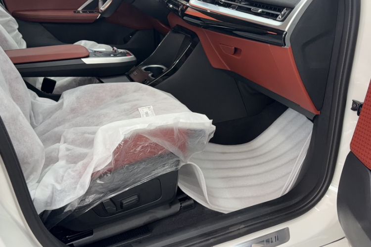 Used BMW X2 2025 Model sDrive25i M Sport Package Right Front Seat