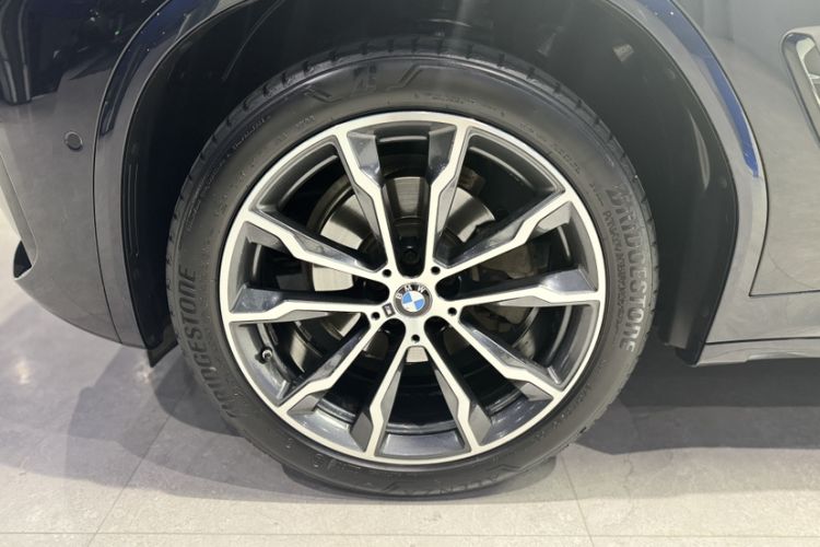 Used BMW X3 2023 xDrive30i Leading Model M Night Edition Package Exterior 7