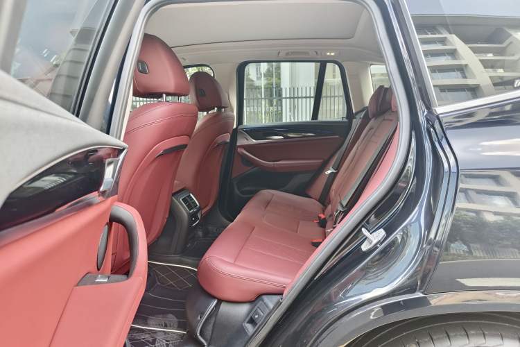 Used BMW X3 2022 Restyled xDrive25i M Sport Package Interior 2