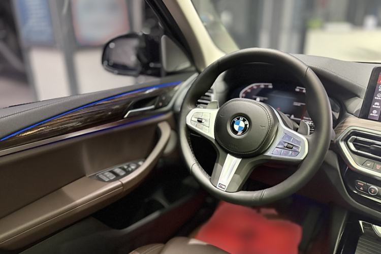 Used BMW X3 2023 xDrive30i Leading Model M Night Edition Package Interior 5
