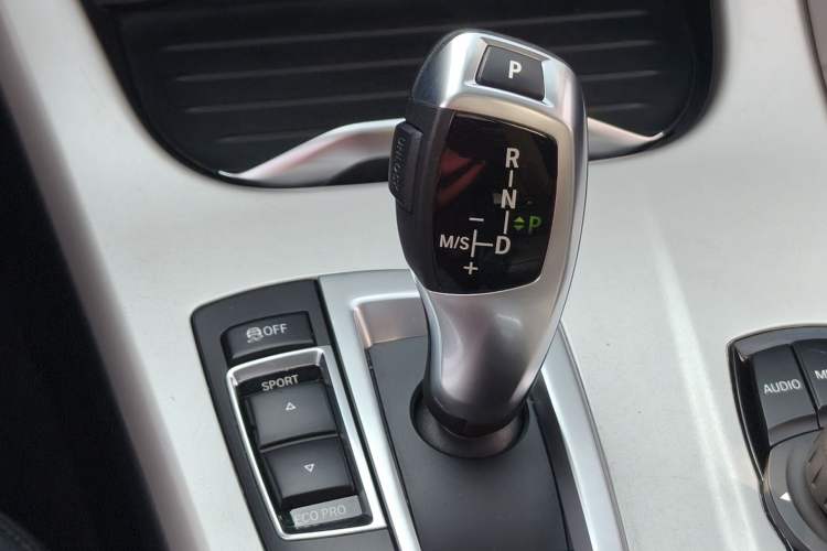 Used BMW X3 2016 sDrive20i Interior 8