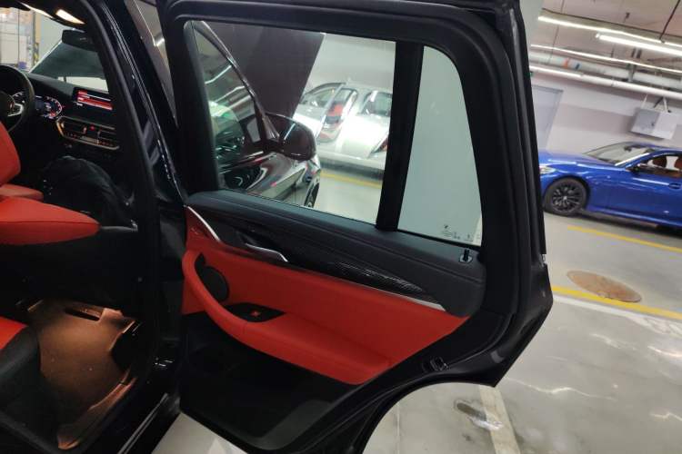 Used BMW X3 2022 M40i Right Rear Door Interior