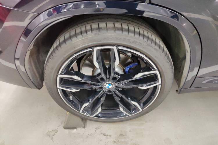 Used BMW X3 2022 M40i Right Rear Wheel Hub