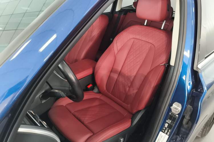 Used BMW X3 2022 Restyled xDrive25i M Sport Package Left Front Seat