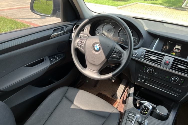 Used BMW X3 2016 sDrive20i Interior 6