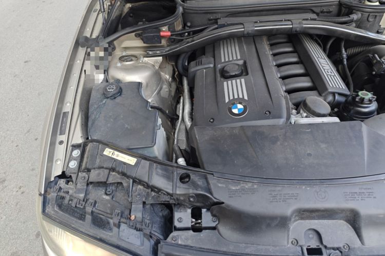 Used BMW X3 2006 xDrive25si Engine Bay Right