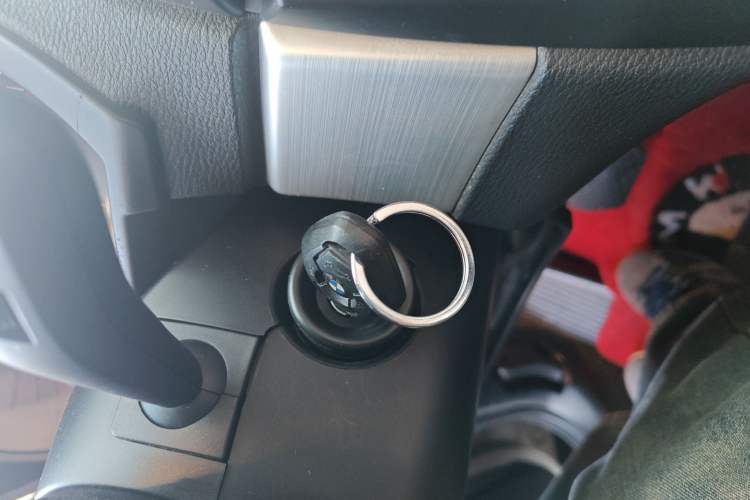 Used BMW X3 2006 xDrive25si Vehicle Key