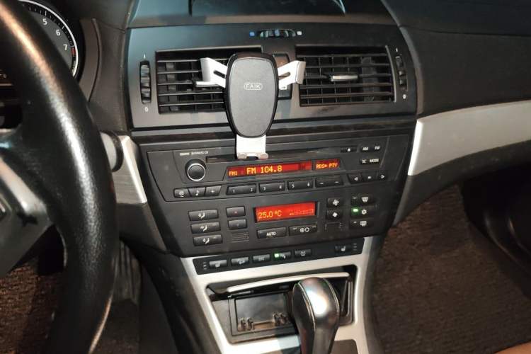 Used BMW X3 2008 xDrive25i Luxury Model Audio And AC Panel