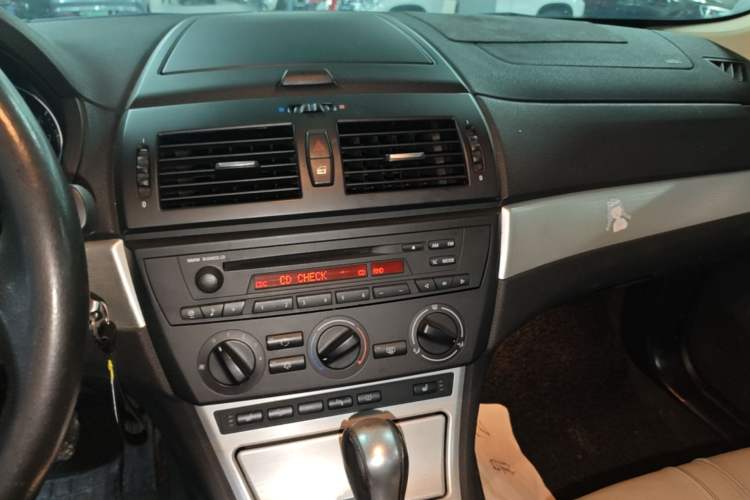 Used BMW X3 2008 xDrive25i Leading Model Audio And AC Panel