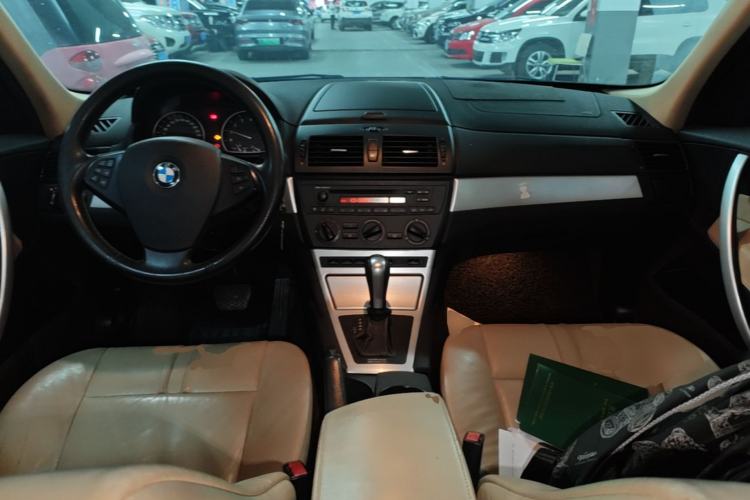 Used BMW X3 2008 xDrive25i Leading Model Center Console