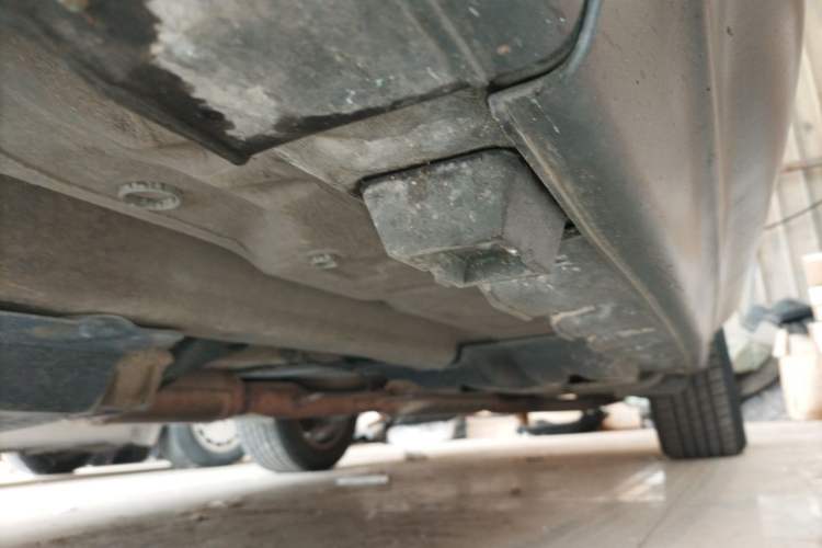Used BMW X3  Chassis Front Left