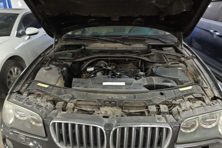 Used BMW X3 2008 xDrive25i Leading Model Engine Bay