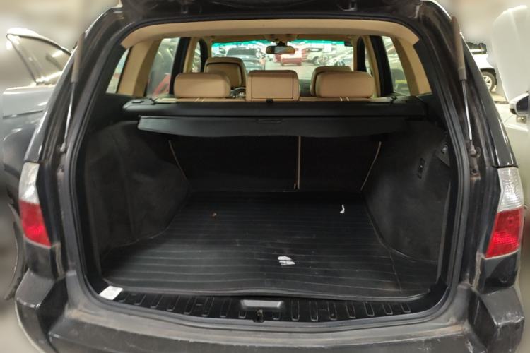 Used BMW X3 2008 xDrive25i Leading Model Trunk