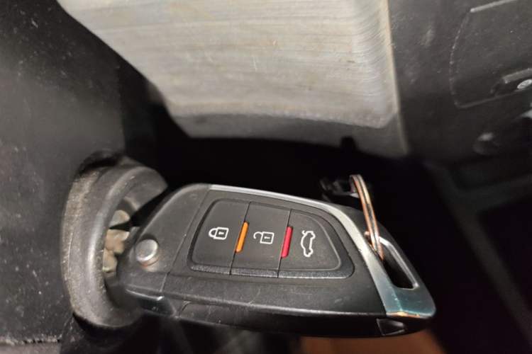Used BMW X3 2008 xDrive25i Leading Model Vehicle Key