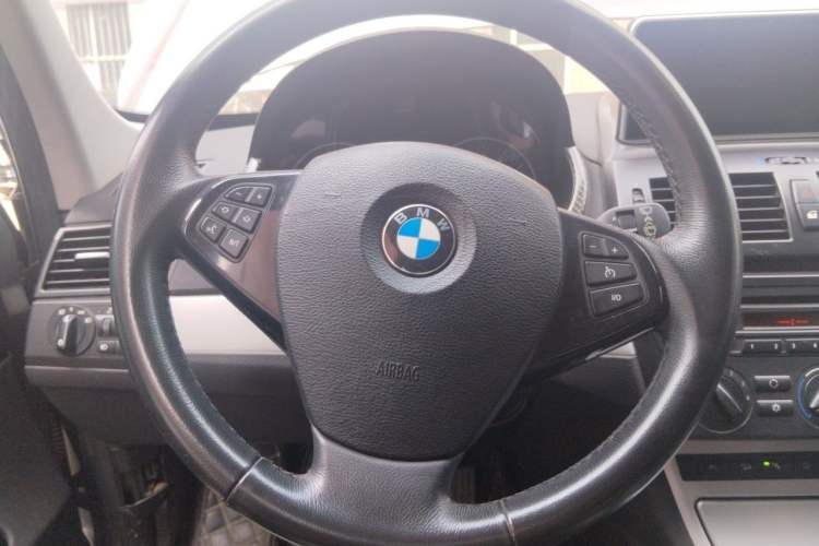 Used BMW X3 2008 xDrive25i Leading Model Steering Wheel