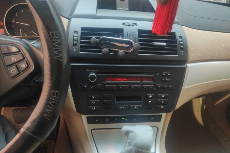 Used BMW X3 2008 xDrive25i Luxury Model Audio And AC Panel