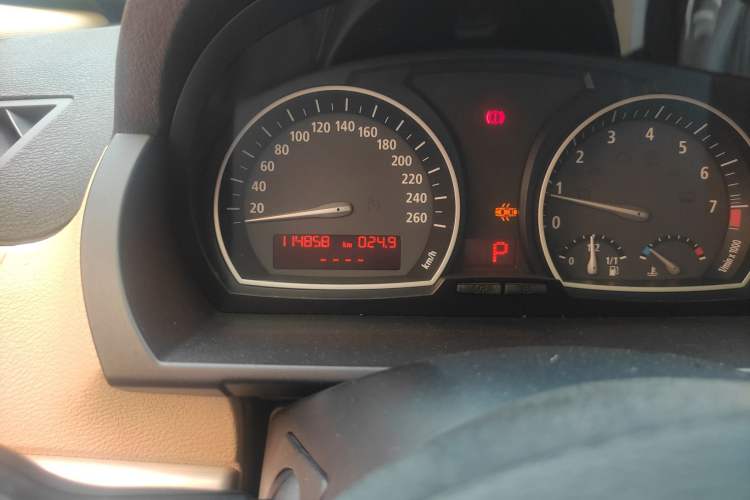 Used BMW X3 2008 xDrive25i Luxury Model Odometer Close Up