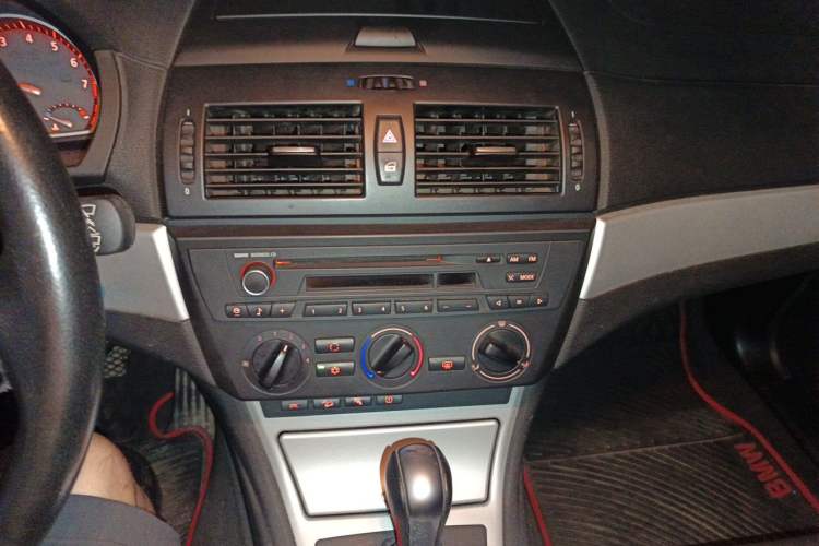 Used BMW X3 2008 xDrive25i Leading Model Audio And AC Panel