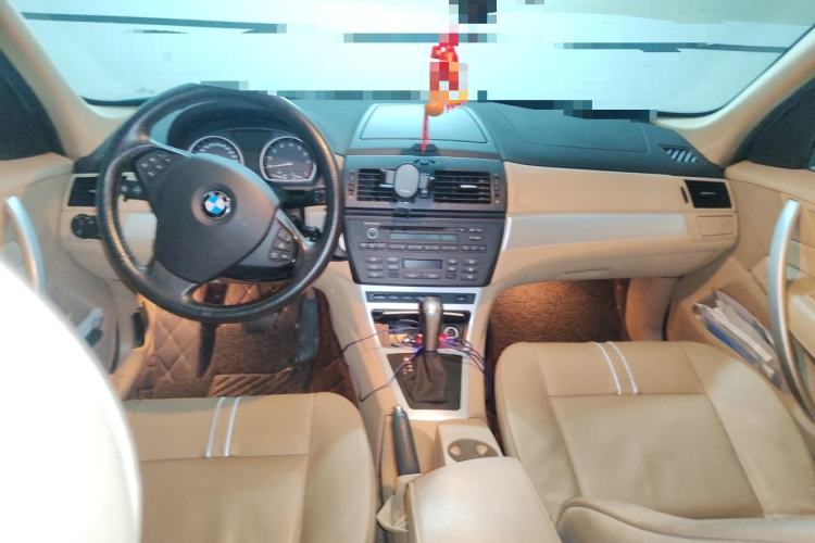 Used BMW X3 2008 xDrive25i Luxury Model Center Console