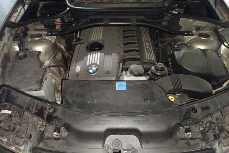 Used BMW X3 2008 xDrive25i Leading Model Engine Bay