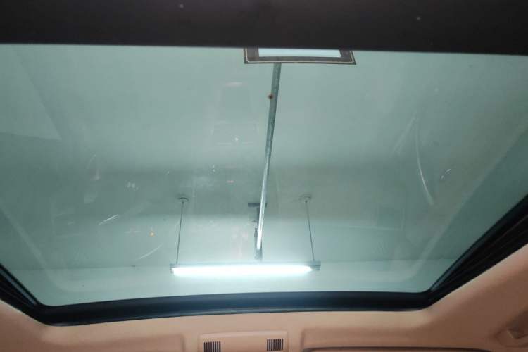 Used BMW X3 2008 xDrive25i Luxury Model Headliner