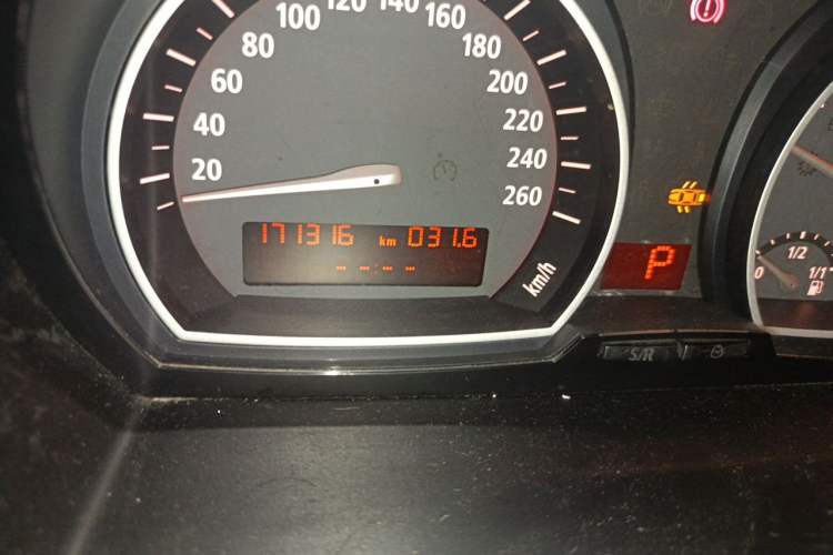 Used BMW X3 2008 xDrive25i Leading Model Odometer Close Up
