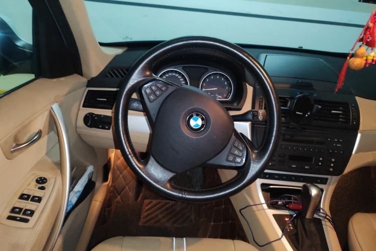 Used BMW X3 2008 xDrive25i Luxury Model Steering Wheel
