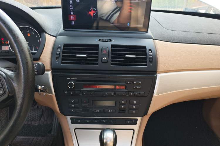 Used BMW X3 2008 xDrive25i Luxury Model Audio And AC Panel