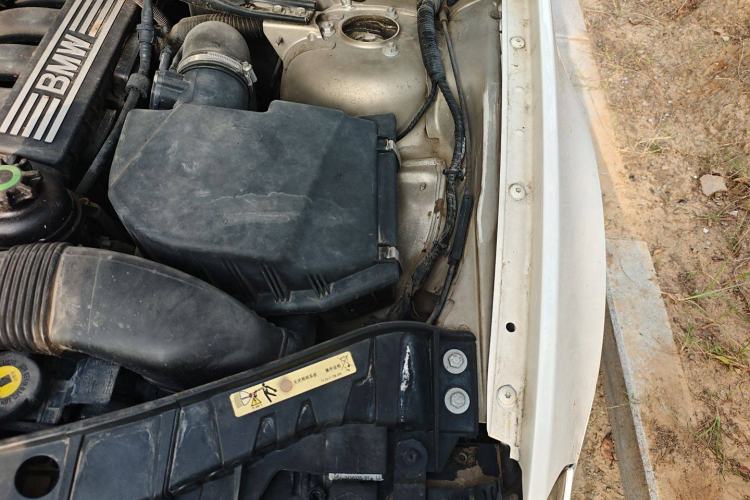 Used BMW X3 2008 xDrive25i Luxury Model Engine Bay Left