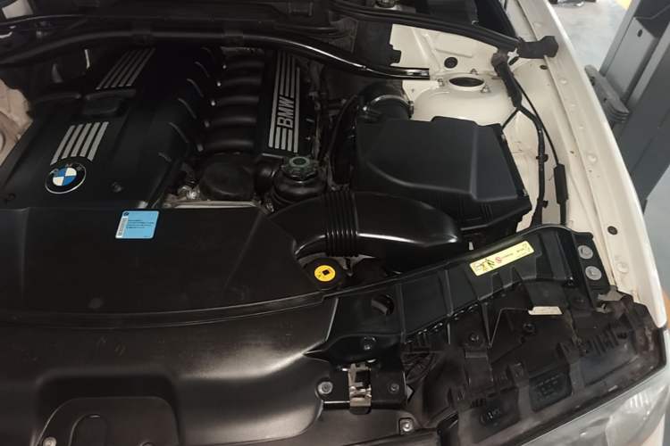 Used BMW X3 2008 xDrive25i Leading Model Engine Bay Left